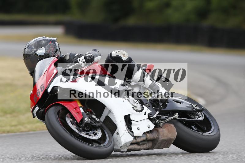 /32 07.07.2025 Plüss Moto Sport ADR/Freies Fahren/666